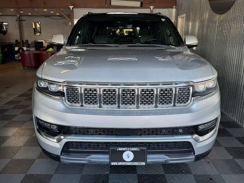 Used 2022 Jeep Grand Wagoneer Series II w/ Premium Group II AWD/4WD image 5