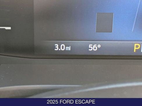 New 2025 Ford Escape ST-Line w/ Tech Pack #1 AWD/4WD image 15