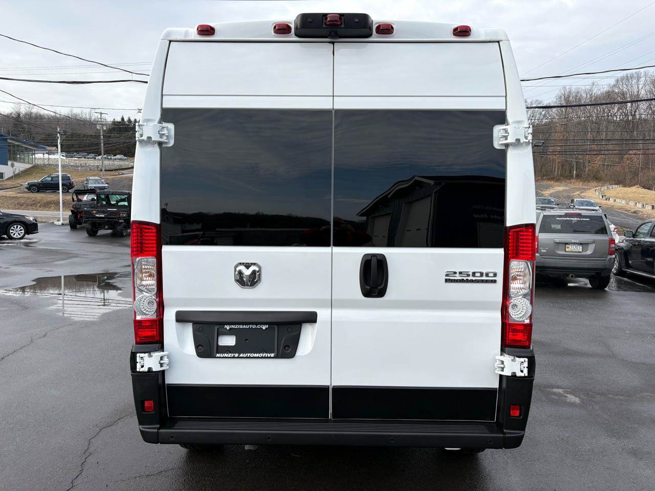 Used 2024 RAM ProMaster 2500 w/ Quick Order Package 22G SLT FWD image 4