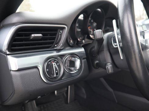 Used 2015 Porsche 911 Carrera S image 43