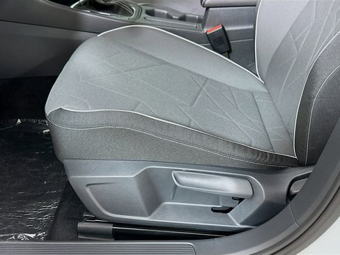 New 2025 Volkswagen Jetta Sport image 18