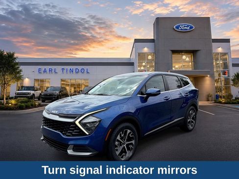 Used 2023 Kia Sportage EX FWD image 4