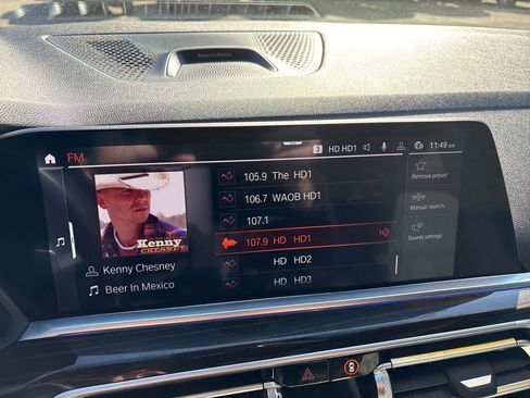 Used 2019 BMW X5 xDrive50i w/ M Sport Package image 14