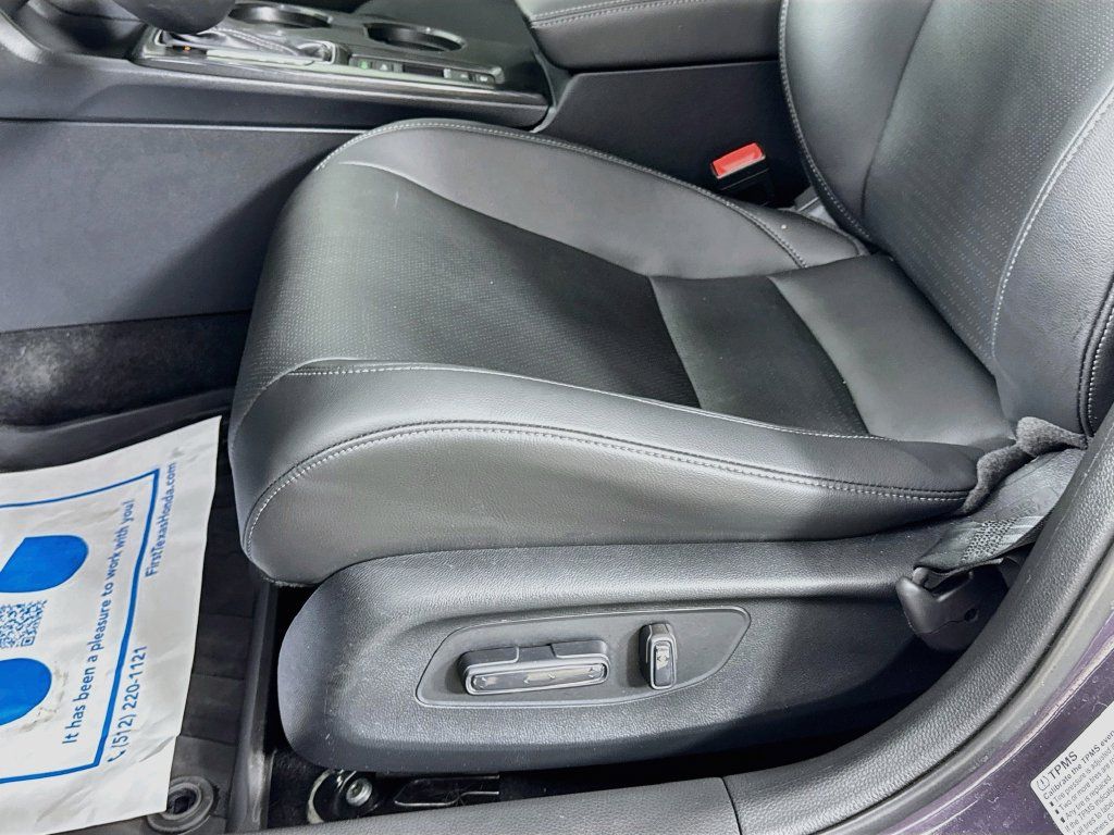 Used 2024 Honda Civic EX-L image 25