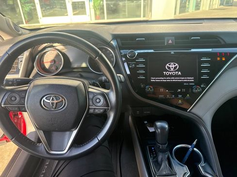 Used 2018 Toyota Camry XSE w/ Audio Package FWD image 13