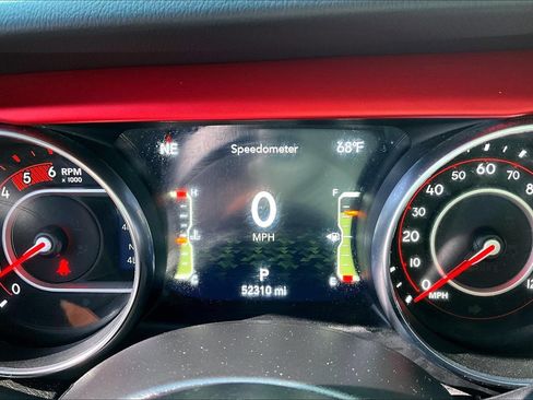 Used 2022 Jeep Gladiator Rubicon w/ LED Lighting Group AWD/4WD image 20