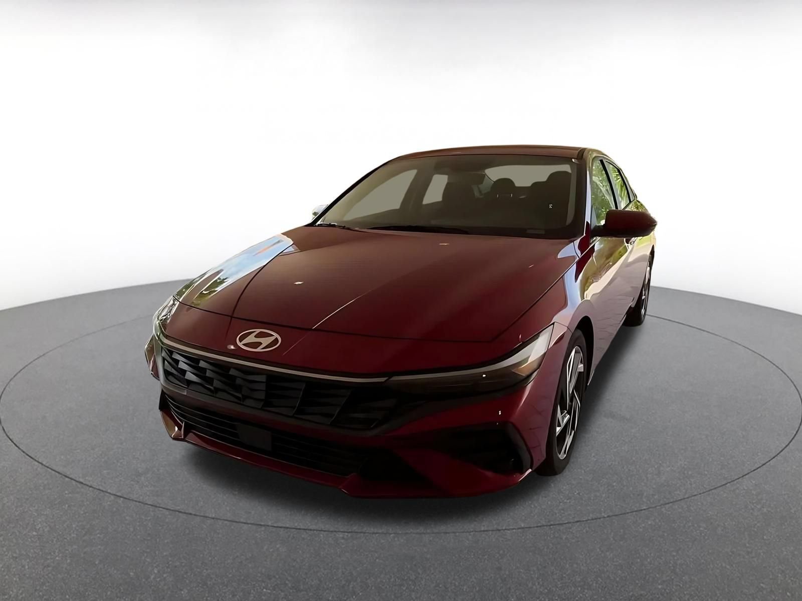 Used 2025 Hyundai Elantra SEL FWD image 3