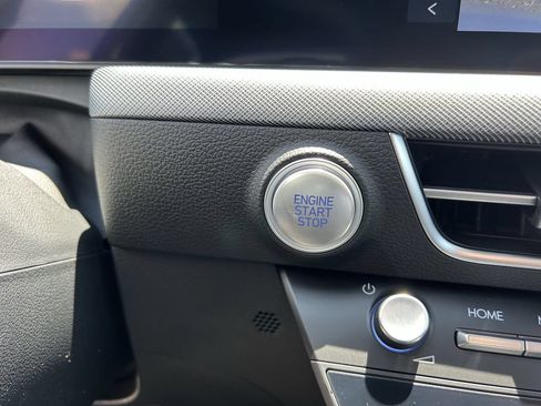 New 2026 Hyundai Sonata SEL FWD image 32