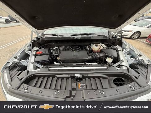 Used 2025 Chevrolet Silverado 1500 LT AWD/4WD image 36
