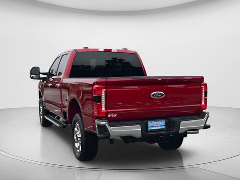 Used 2025 Ford F250 Lariat w/ Chrome Package image 10