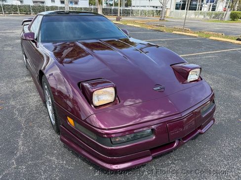 Used 1996 Chevrolet Corvette Coupe image 23