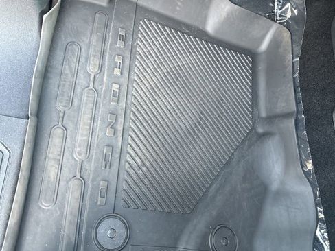 Used 2024 Ford Bronco Wildtrak image 28