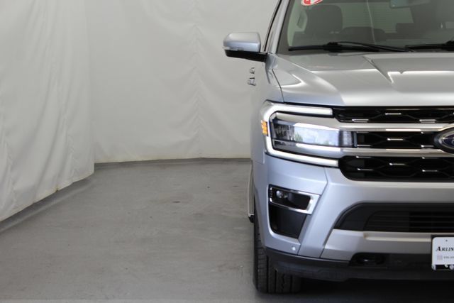 Used 2023 Ford Expedition Max Limited AWD/4WD image 5