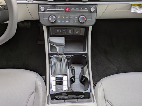 New 2026 Hyundai Tucson SE image 23