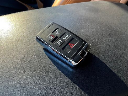 Used 2022 Land Rover Range Rover Sport Autobiography image 10