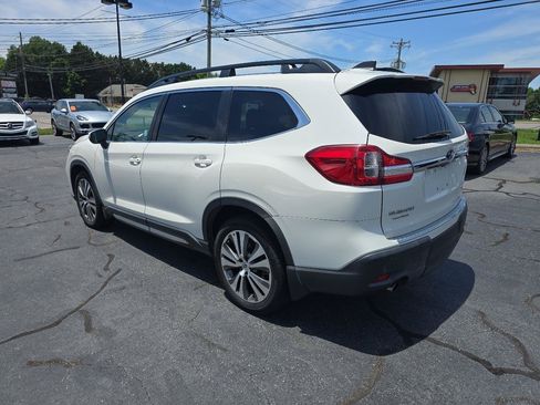 Used 2020 Subaru Ascent Limited w/ Technology Package AWD/4WD image 8