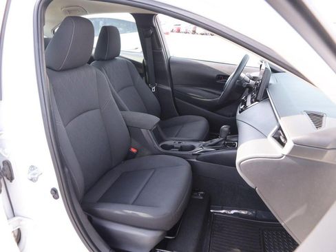 Used 2023 Toyota Corolla LE image 23