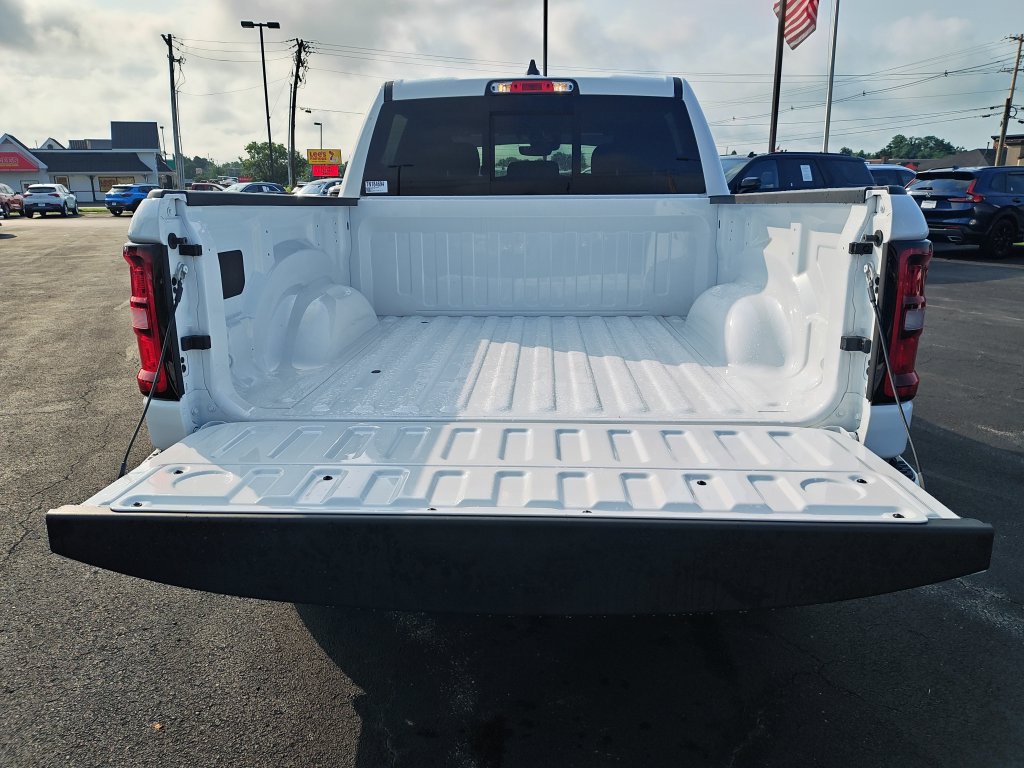 Used 2026 RAM 1500 Big Horn AWD/4WD image 9