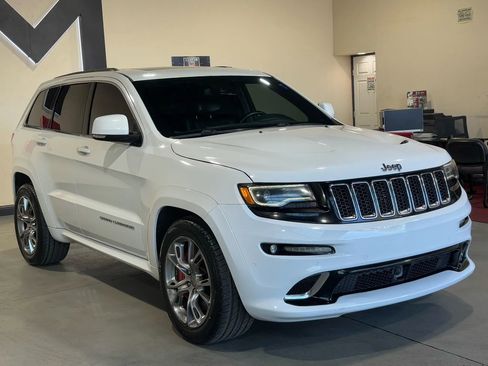 Used 2015 Jeep Grand Cherokee SRT w/ Trailer Tow Group IV AWD/4WD image 3