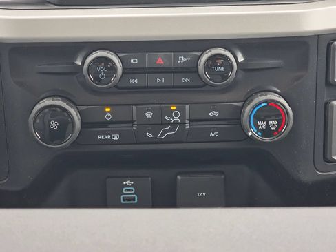 New 2026 Ford F350 XLT w/ 360-Degree Camera Package AWD/4WD image 15