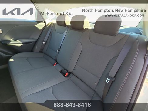 New 2025 Kia K4 LX image 14