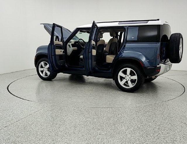 Used 2023 Land Rover Defender 110 S AWD/4WD image 12