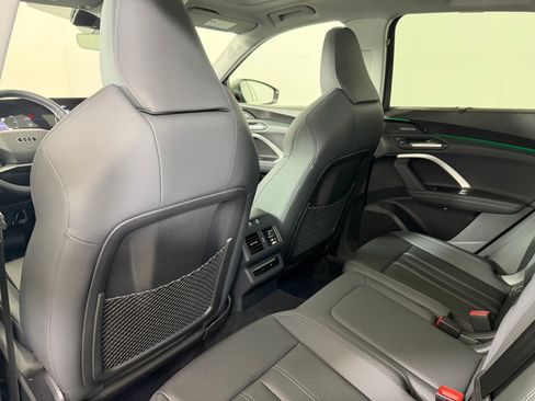 Used 2025 Audi Q5 Premium w/ Premium Plus AWD/4WD image 24