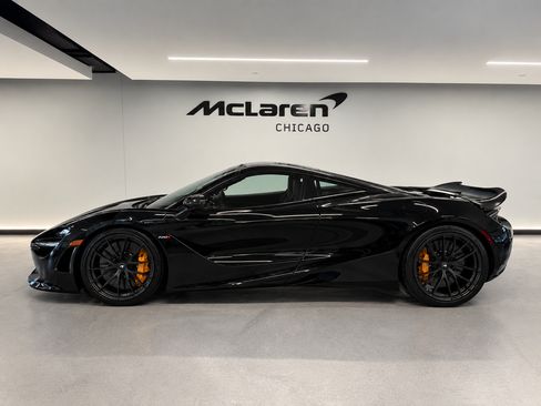 Used 2019 McLaren 720S RWD image 1
