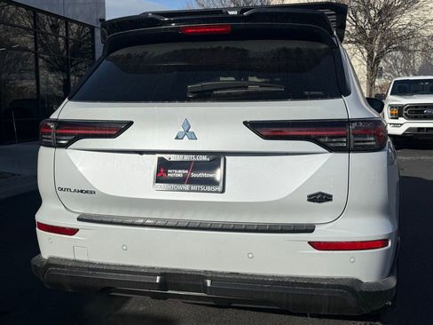 New 2026 Mitsubishi Outlander Trail Edition image 34