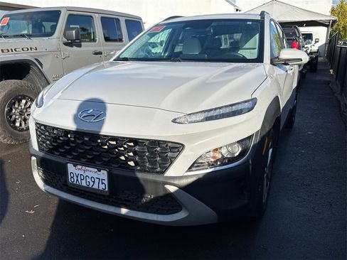 Used 2022 Hyundai Kona SEL image 15