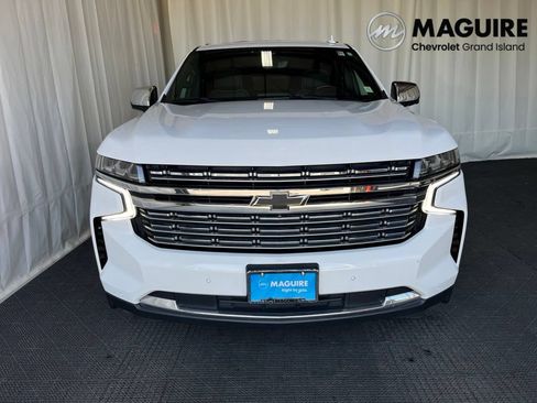 Used 2021 Chevrolet Suburban Premier w/ Premium Package AWD/4WD image 31