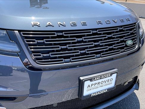 Certified 2025 Land Rover Range Rover Velar Dynamic SE AWD/4WD image 30