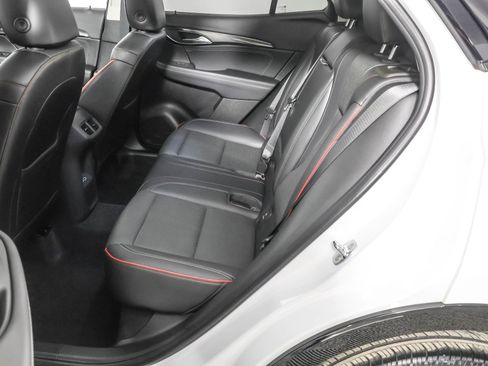 Used 2023 Buick Envision Essence w/ Sport Touring Package AWD/4WD image 37