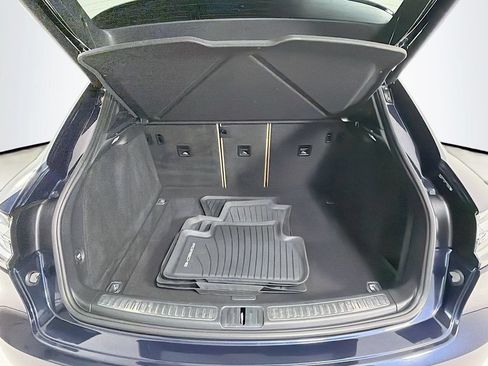 Certified 2021 Porsche Macan S w/ Premium Package Plus AWD/4WD image 29