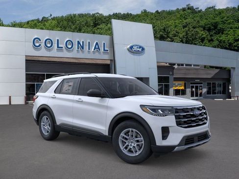 New 2026 Ford Explorer Active image 7