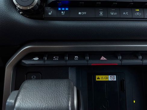 Used 2023 Toyota Tundra Limited RWD image 32