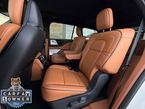 Used 2025 Lincoln Aviator Black Label image 19