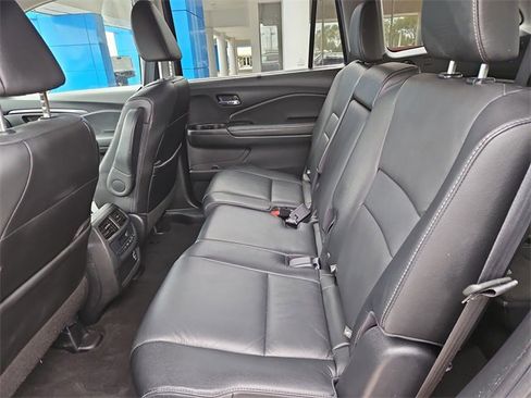 Used 2021 Honda Pilot Special Edition image 13