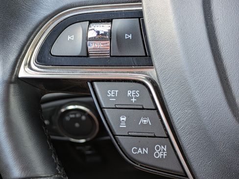 Used 2019 Lincoln Nautilus Reserve FWD image 25