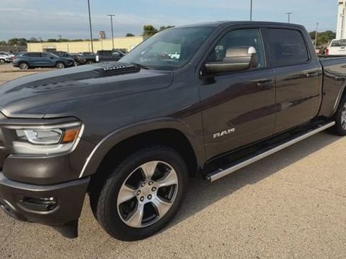 Used 2022 RAM 1500 Laramie AWD/4WD image 5