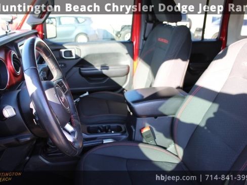 Used 2018 Jeep Wrangler Unlimited Rubicon image 31