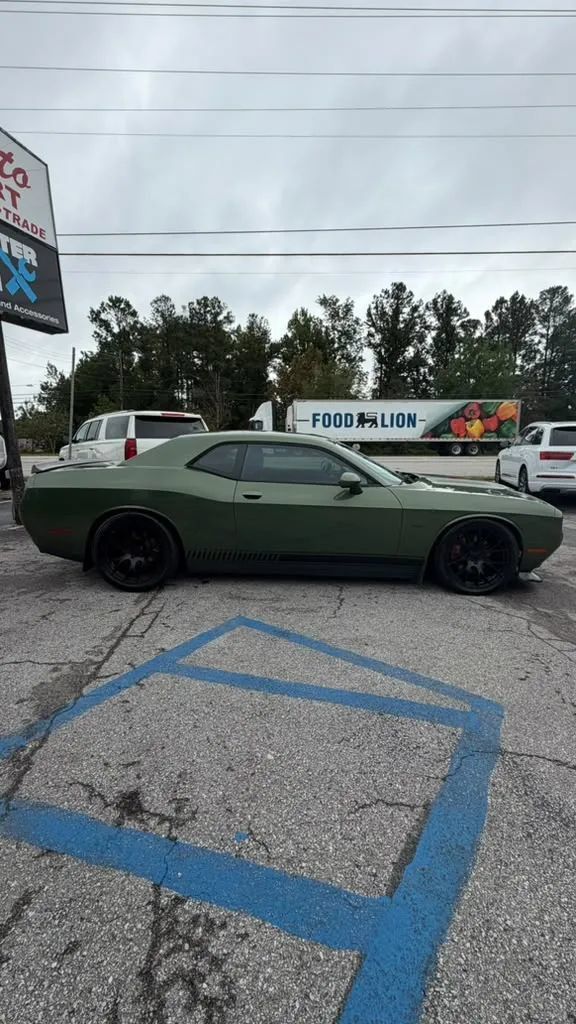 Used 2019 Dodge Challenger R/T w/ Plus Package RWD image 3