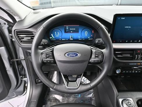 Used 2024 Ford Escape Platinum AWD/4WD image 25