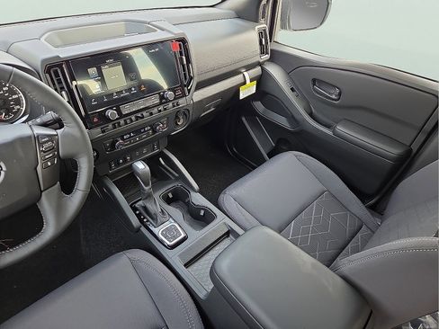 New 2026 Nissan Frontier SV w/ SV Convenience Package image 12