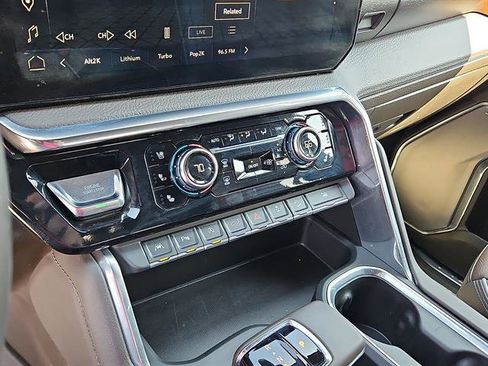 Used 2024 GMC Sierra 1500 Denali w/ Denali Reserve Package image 19