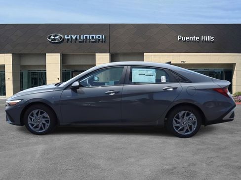 New 2026 Hyundai Elantra Sport image 5