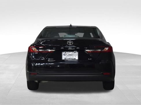 Used 2025 Toyota Camry LE FWD image 9
