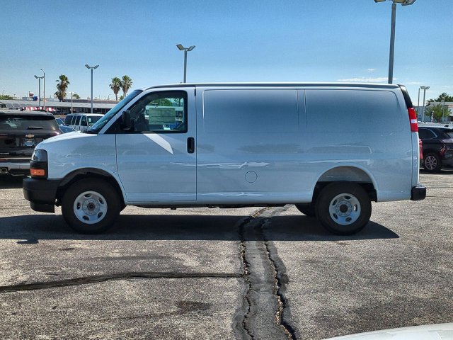 New 2026 Chevrolet Express 2500 RWD image 5