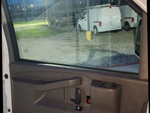 Used 2024 Chevrolet Express 2500 w/ Driver Convenience Package image 27