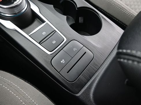 Used 2022 Ford Escape SE w/ Convenience Package image 35